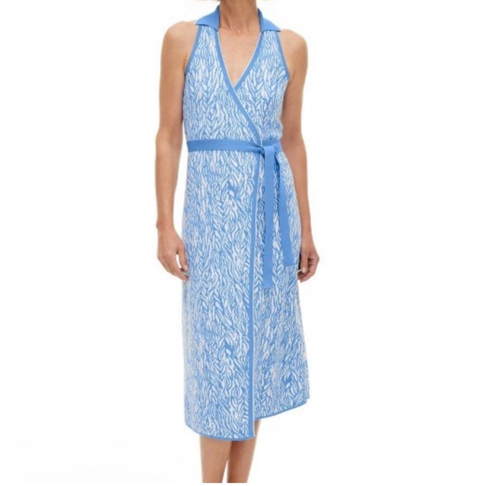 Diane von Furstenberg Blue and White Wrap Dress women size small